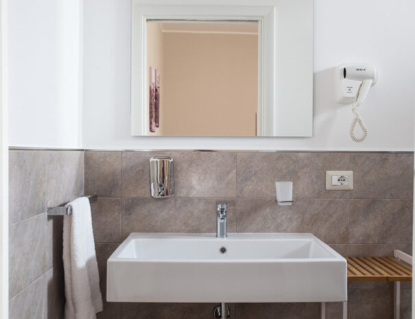 bhagya_booking_metropolitanadv-7462